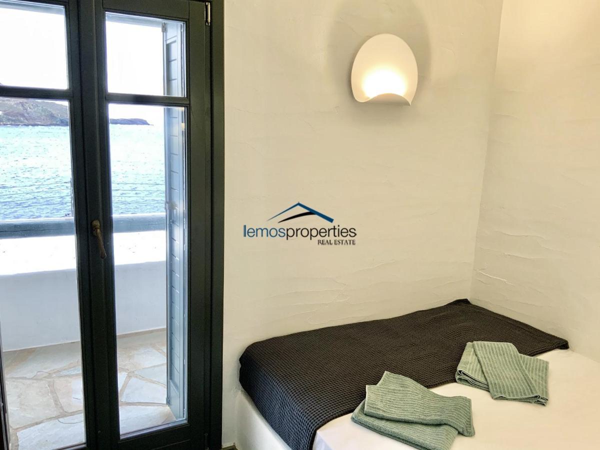 Aqua Blue, Only 100 Meters From The Beach Of Gialiskari Ioulis Εξωτερικό φωτογραφία
